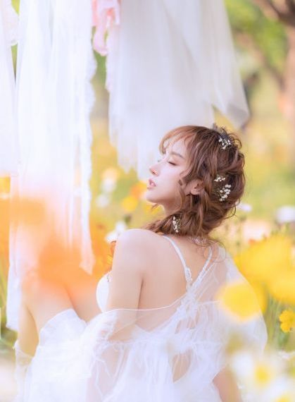 动漫同性女裸体啪无遮挡吃奶_超清免费播放